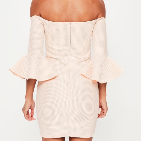 Missguided Bardot nude dress - Picture 3 of 4